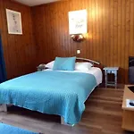 Shed 3*