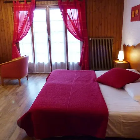 Hotel Shed